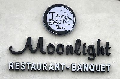 moonlight-restaurant-2